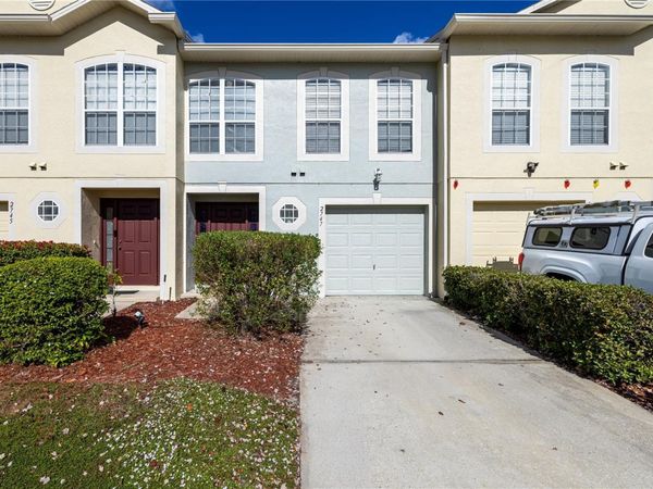 2747 MERRIEWEATHER LANE, KISSIMMEE, FL 34743