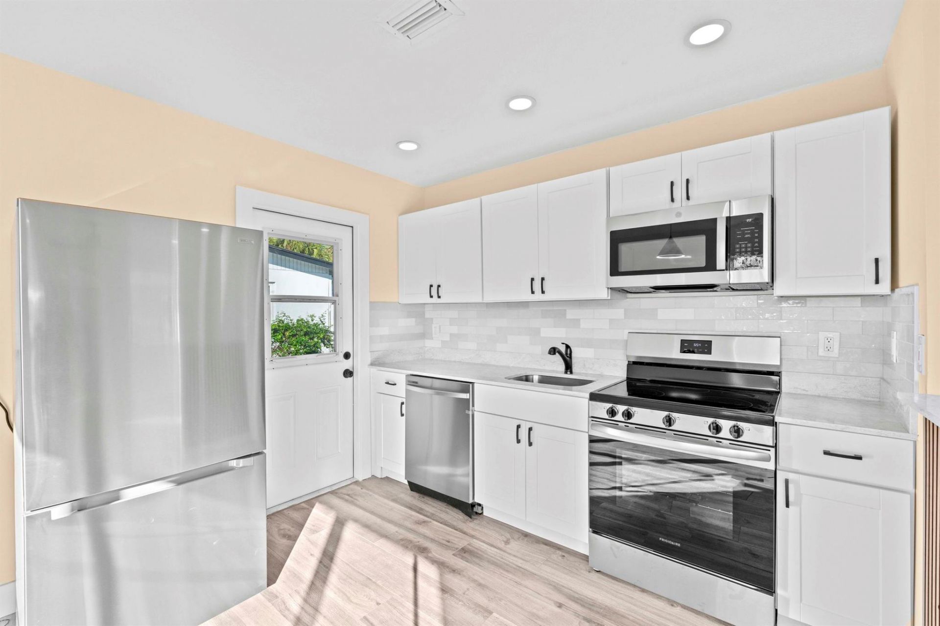 1349 9th Street, West Palm Beach, FL 33401 Photo