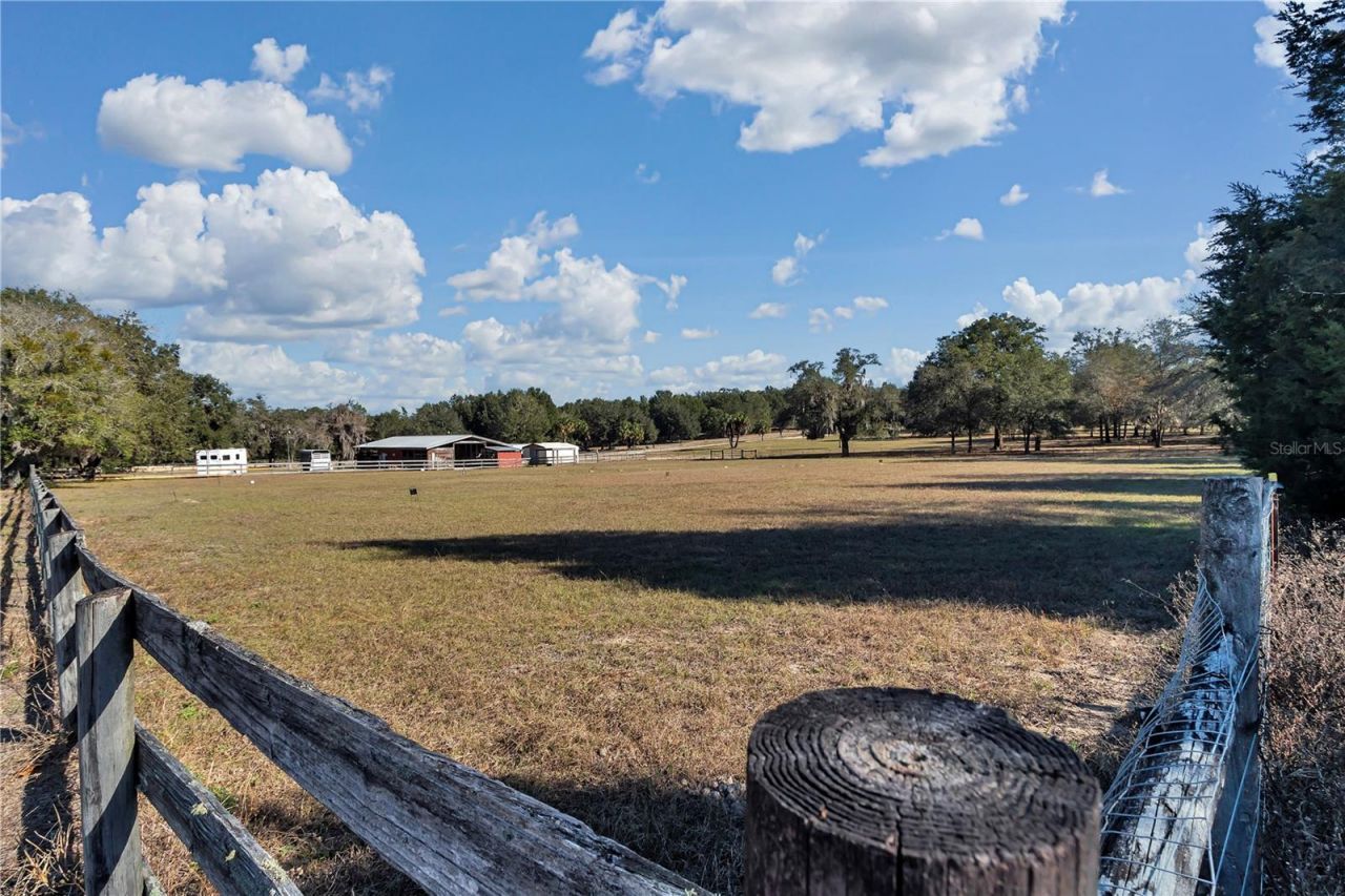 11375 N Circle M Avenue, Dunnellon, FL 34433 Photo
