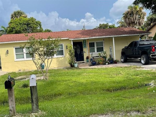 5214 Carlton ST, NAPLES, FL 34113