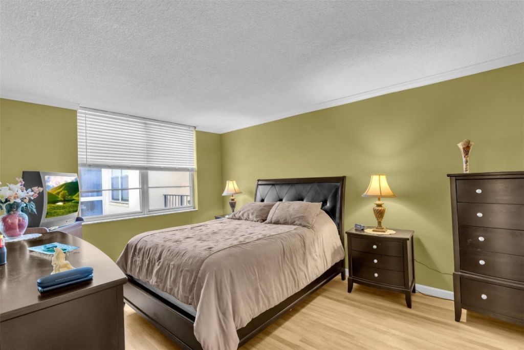 2600 NW 49th Avenue, Unit 309, Lauderdale Lakes, FL 33313 Photo