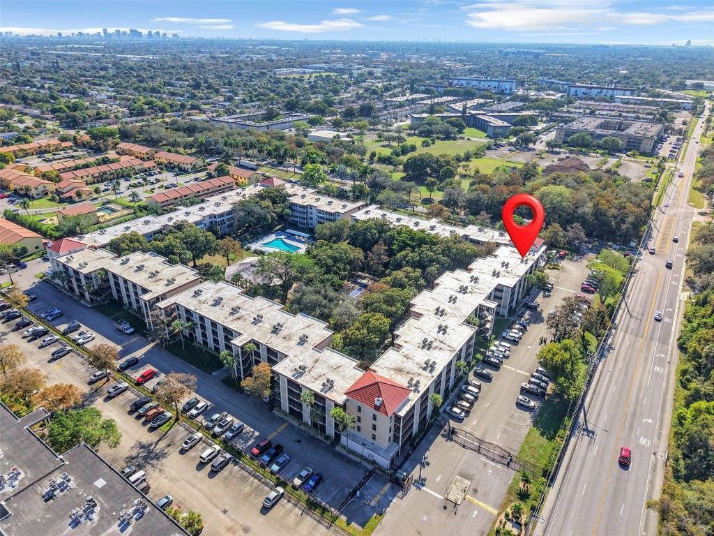 2600 NW 49th Avenue, Unit 309, Lauderdale Lakes, FL 33313 Photo