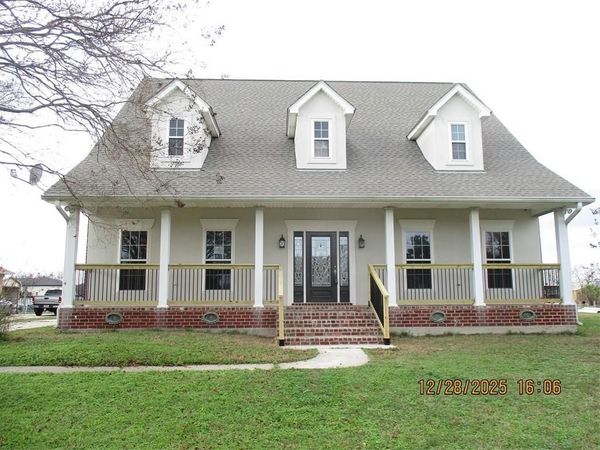 338 MOONRAKER Drive, Slidell, LA 70458