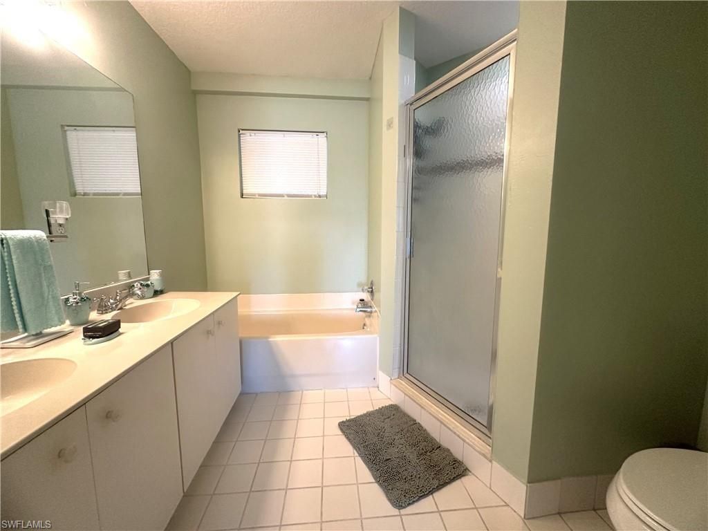 6880 Huntington Lakes Cir, Unit 203, Naples, FL 34119 Photo