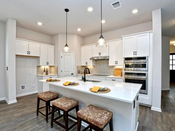 116 Monterey Oak TRL, Georgetown, TX 78628