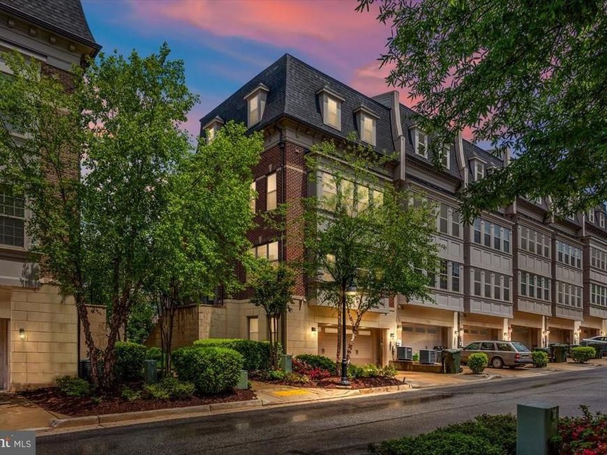 512 Rampart, Unit 8, National Harbor, MD 20745 Main Photo