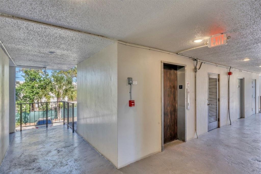 4850 NW 29th Court, Unit 221, Lauderdale Lakes, FL 33313 Photo