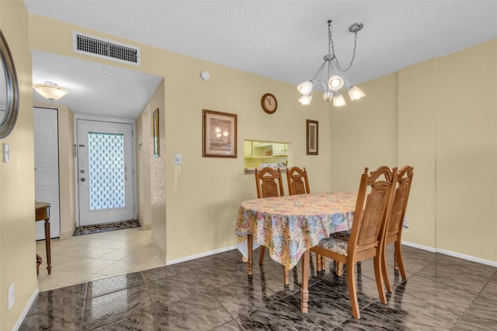 4850 NW 29th Court, Unit 221, Lauderdale Lakes, FL 33313 Photo