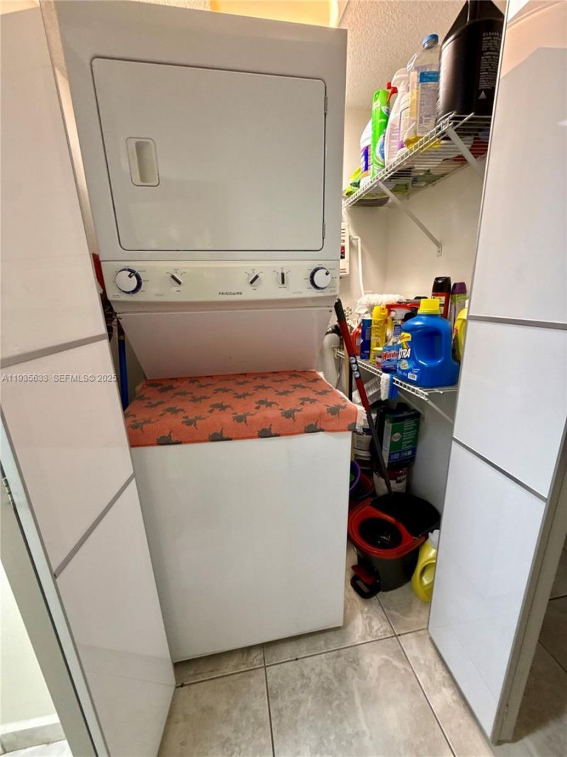 9353 Fontainebleau Blvd, Unit A106, Miami, FL 33172 Photo