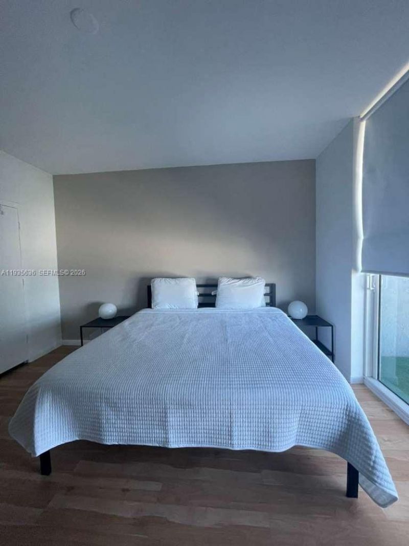 244 Biscayne Blvd , Unit 1904, Miami, FL 33132 Photo