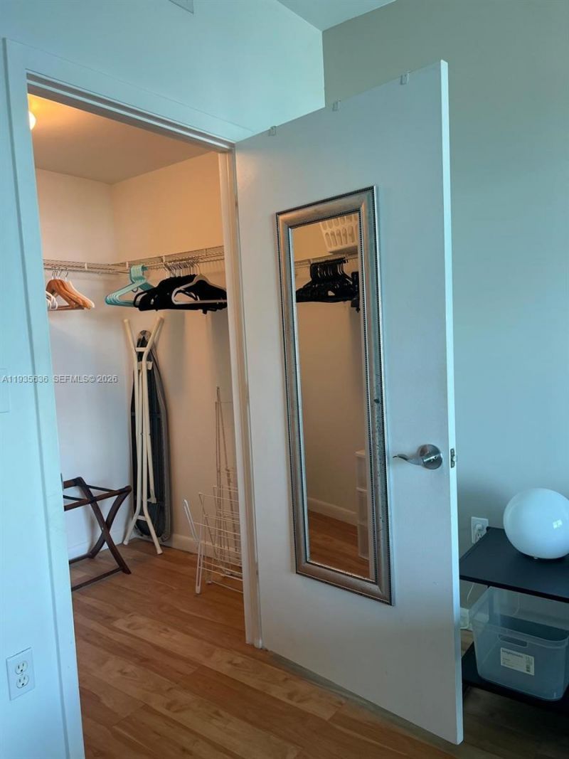 244 Biscayne Blvd , Unit 1904, Miami, FL 33132 Photo