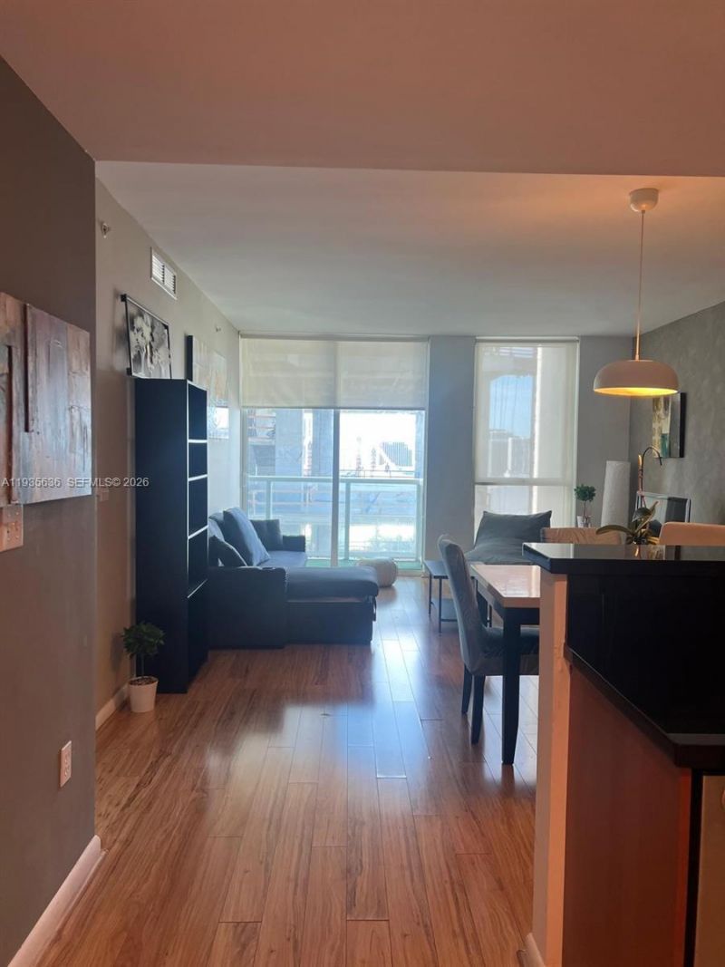 244 Biscayne Blvd , Unit 1904, Miami, FL 33132 Photo