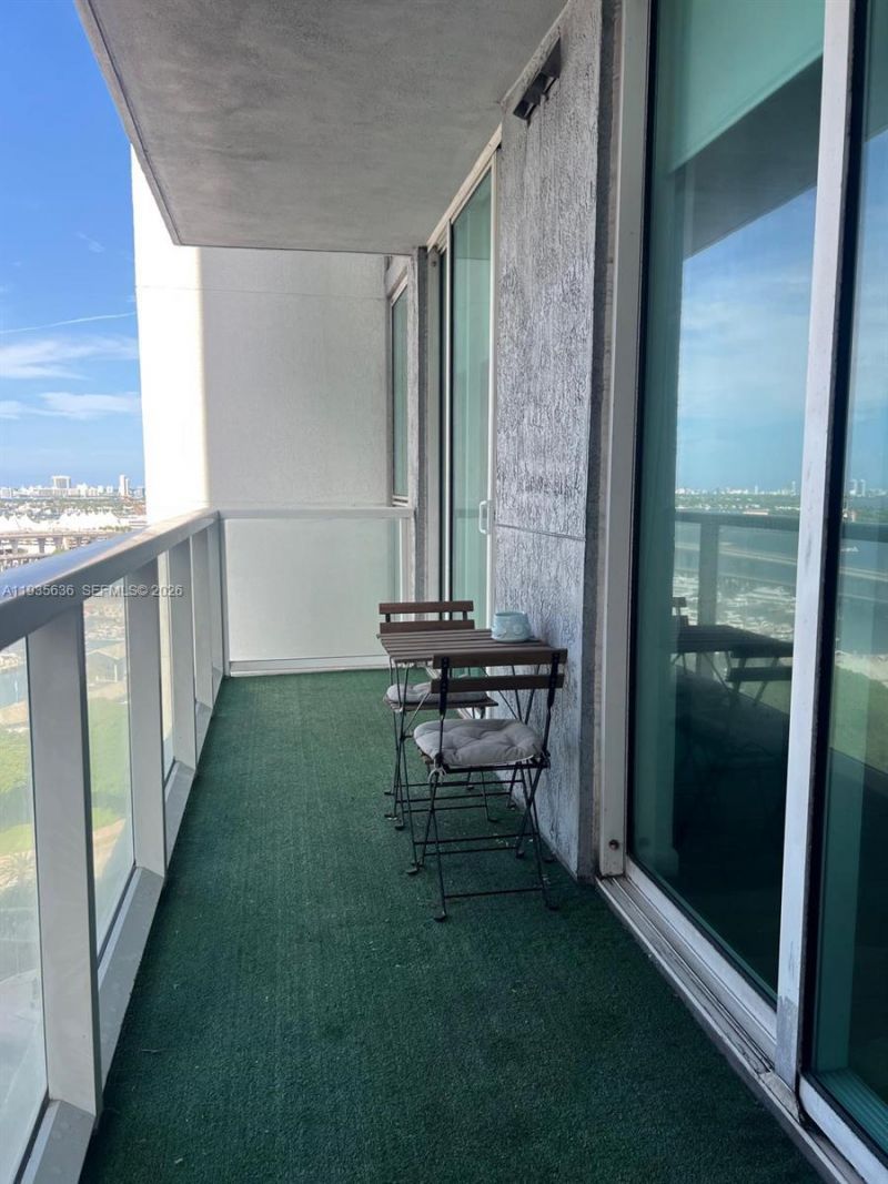 244 Biscayne Blvd , Unit 1904, Miami, FL 33132 Photo