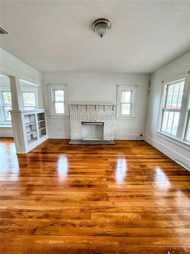 616 N Dixie Freeway, New Smyrna Beach, FL 32168 Photo