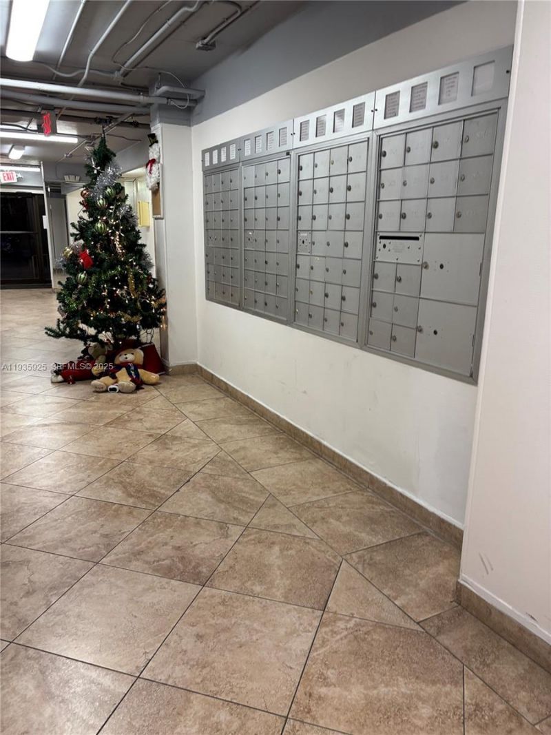 200 172nd St, Unit 520, Sunny Isles Beach, FL 33160 Photo