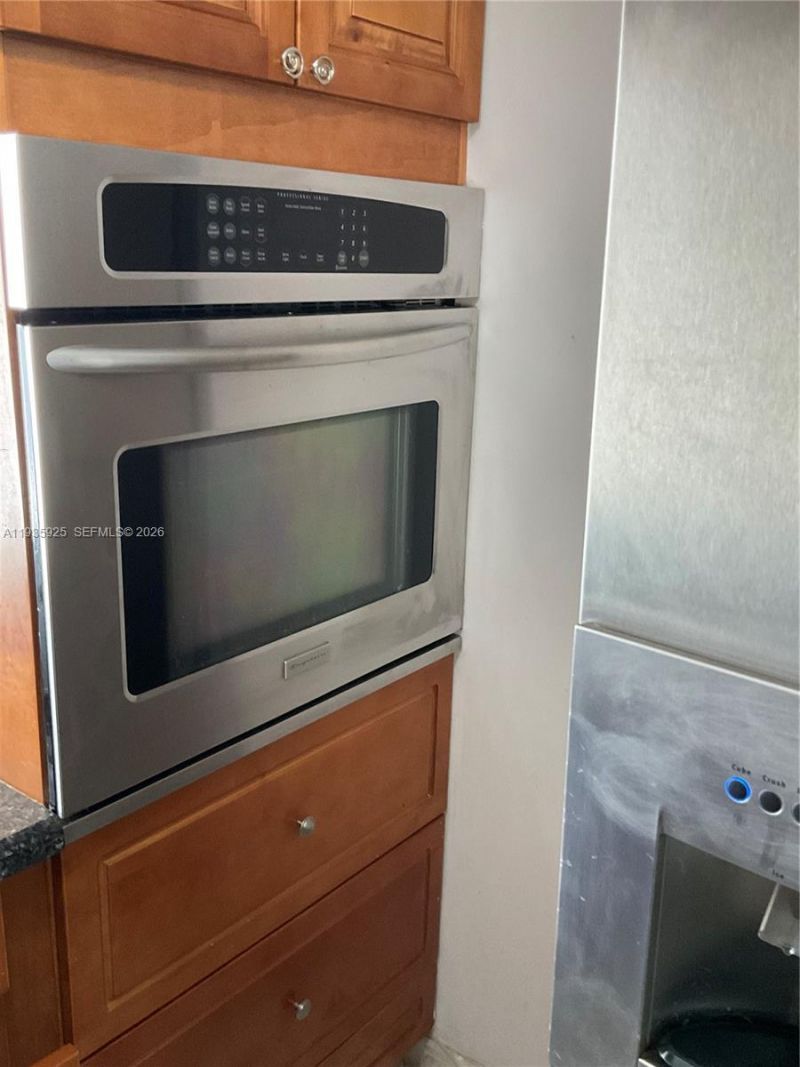 200 172nd St, Unit 520, Sunny Isles Beach, FL 33160 Photo