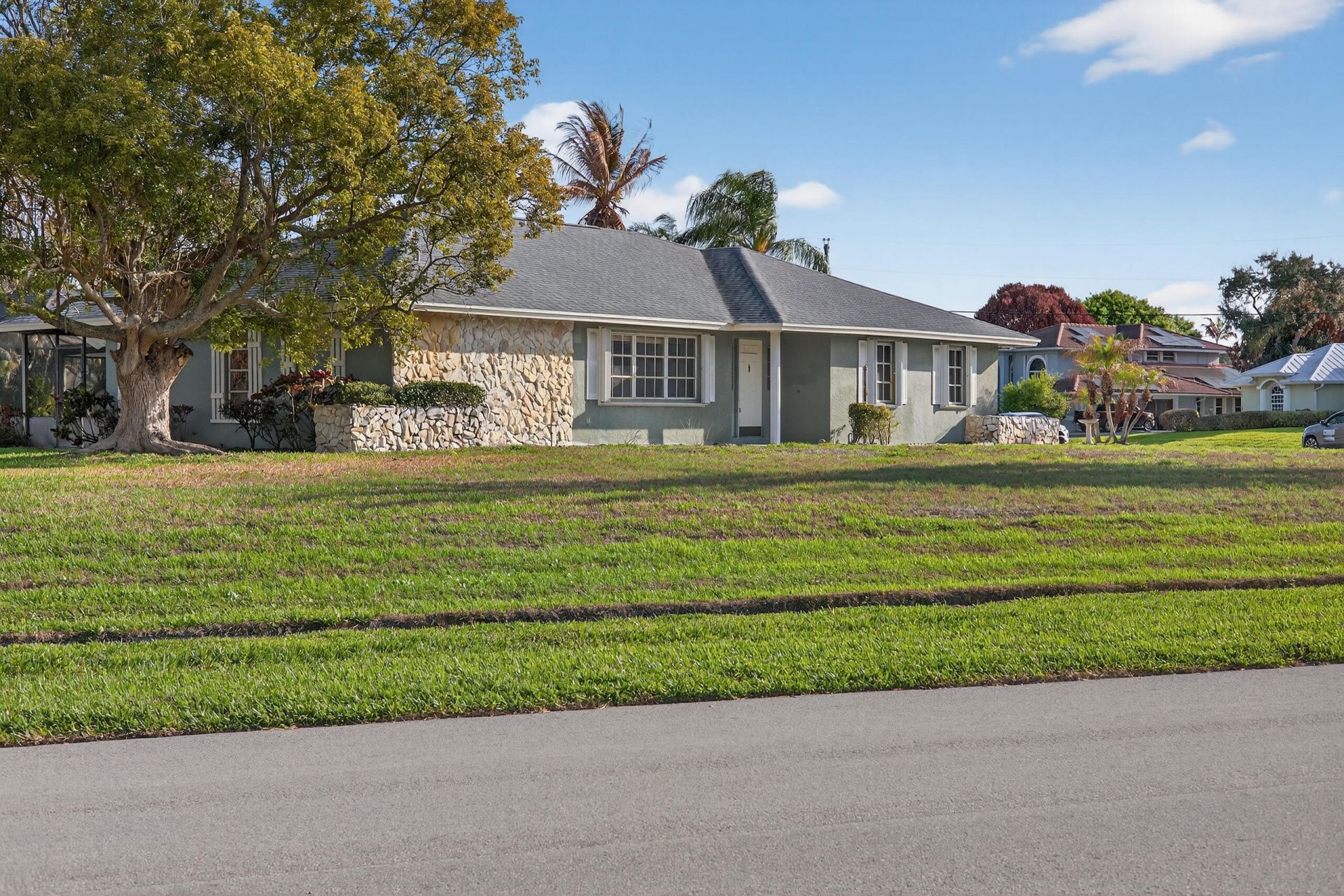 2092 SE Allamanda Drive, Port Saint Lucie, FL 34952 Photo