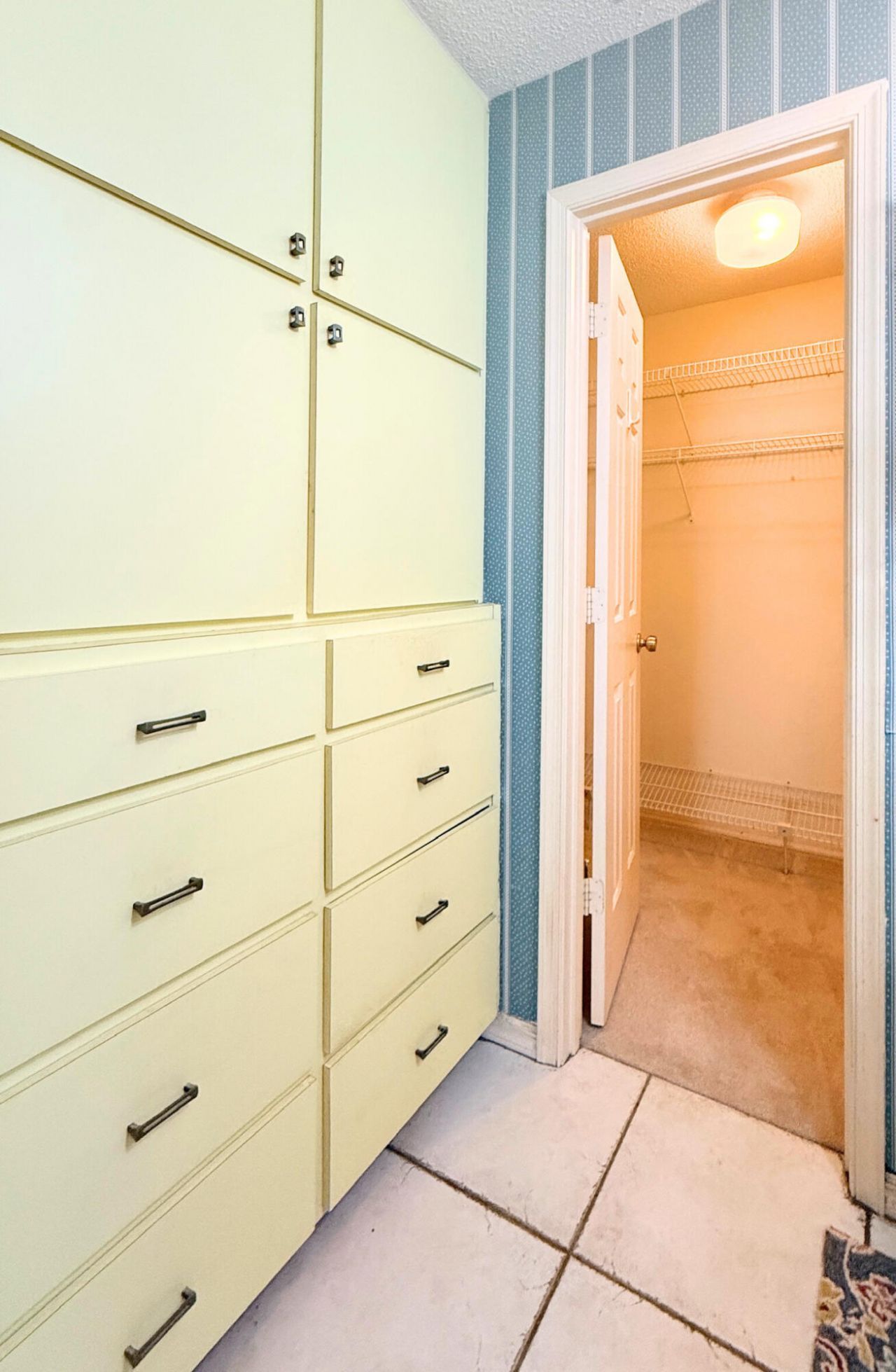 2092 SE Allamanda Drive, Port Saint Lucie, FL 34952 Photo