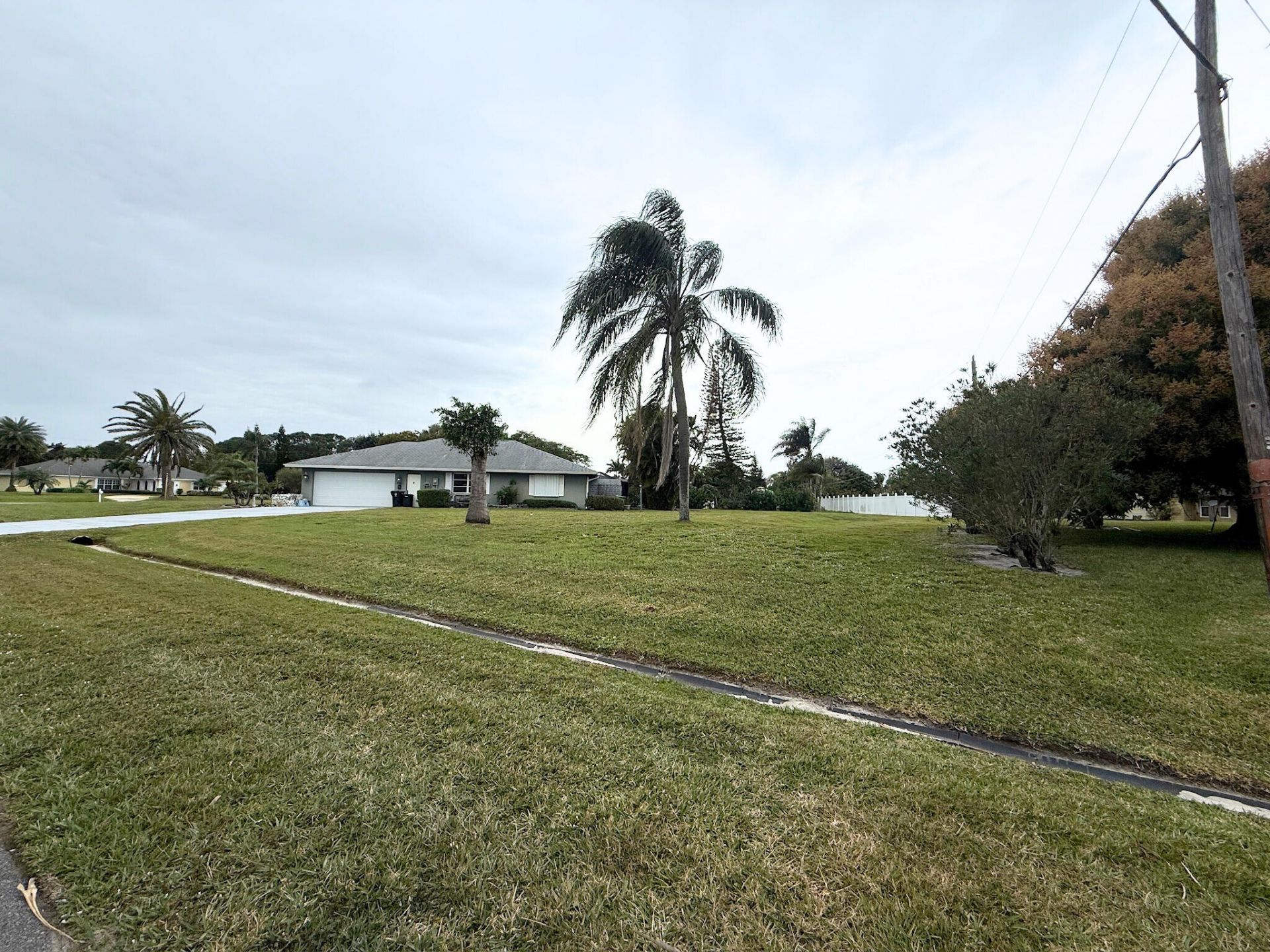 2092 SE Allamanda Drive, Port Saint Lucie, FL 34952 Photo