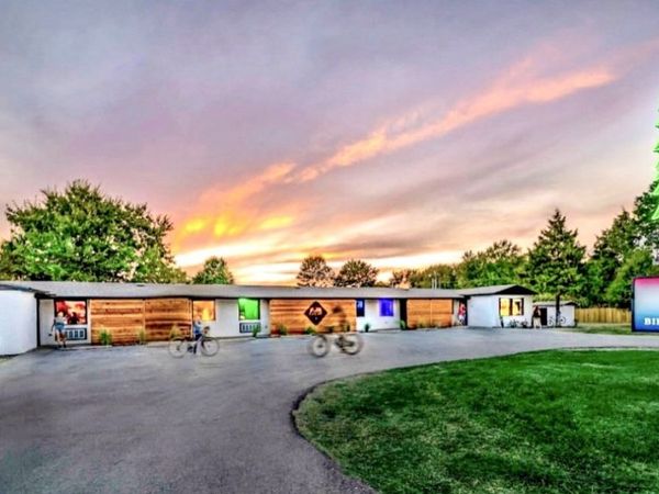 3400 S Walton Boulevard, Bentonville, AR 72712