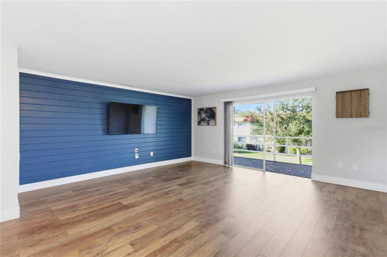 3500 Beneva Road, Unit 307, Sarasota, FL 34232 Photo