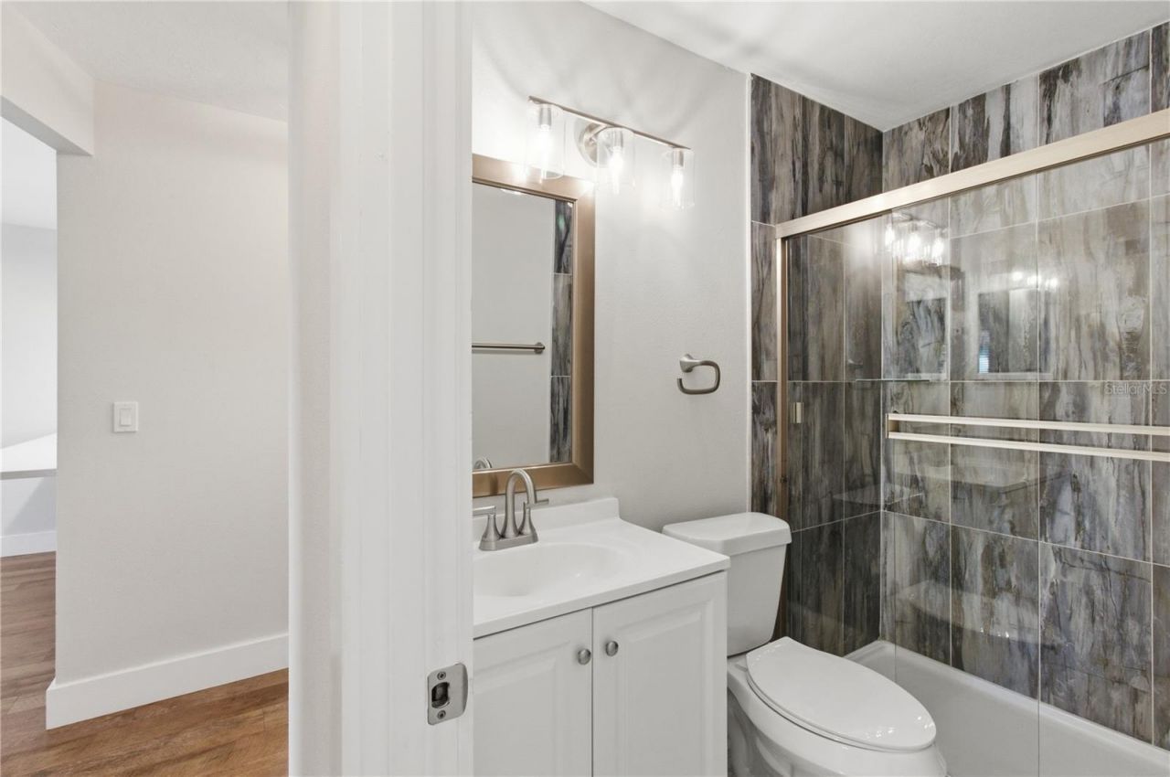 3500 Beneva Road, Unit 307, Sarasota, FL 34232 Photo
