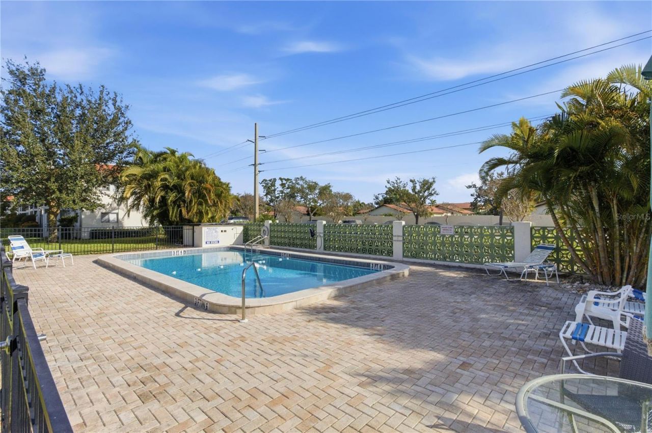 3500 Beneva Road, Unit 307, Sarasota, FL 34232 Photo