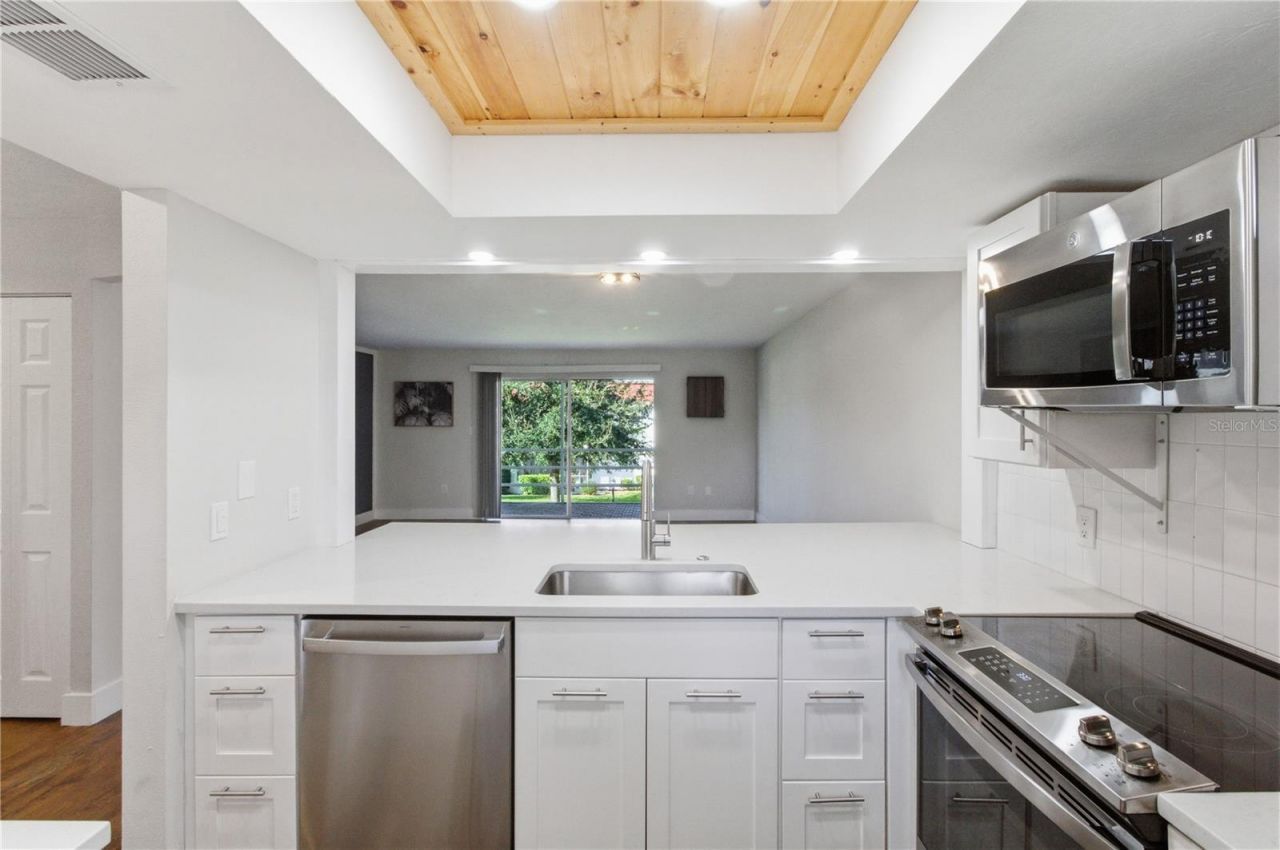 3500 Beneva Road, Unit 307, Sarasota, FL 34232 Photo