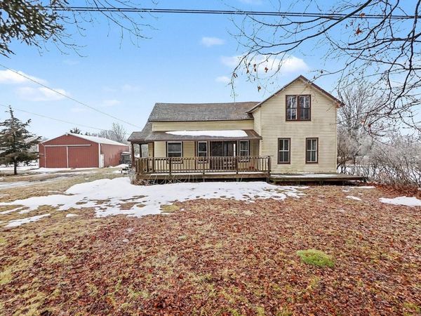 7353 S 88th Avenue, Rothbury, MI 49452