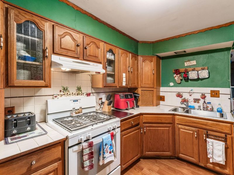 1646 Clyde Place, Columbus, OH 43227 Photo 12