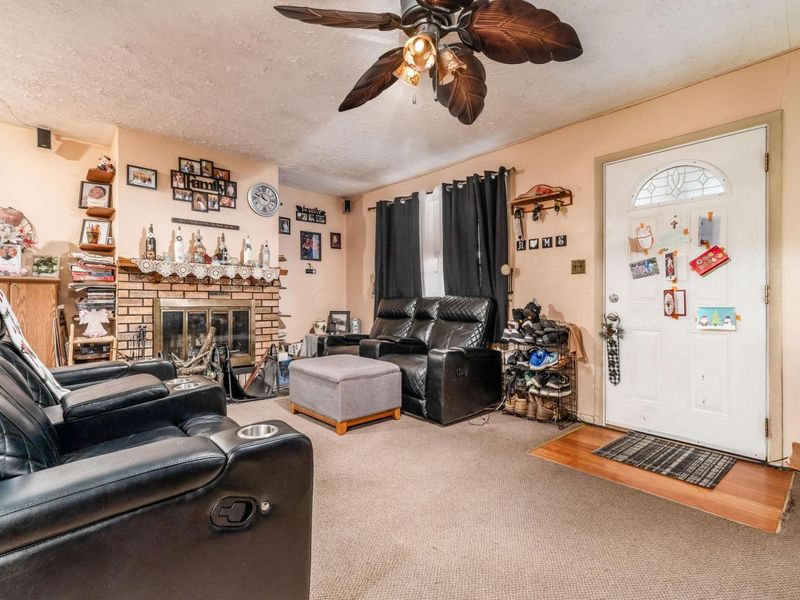 1646 Clyde Place, Columbus, OH 43227 Photo 4