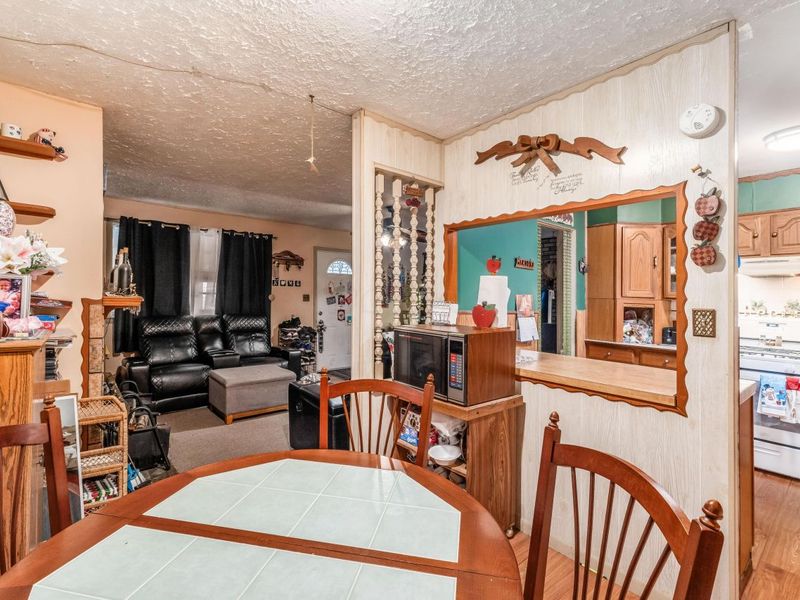 1646 Clyde Place, Columbus, OH 43227 Photo 9