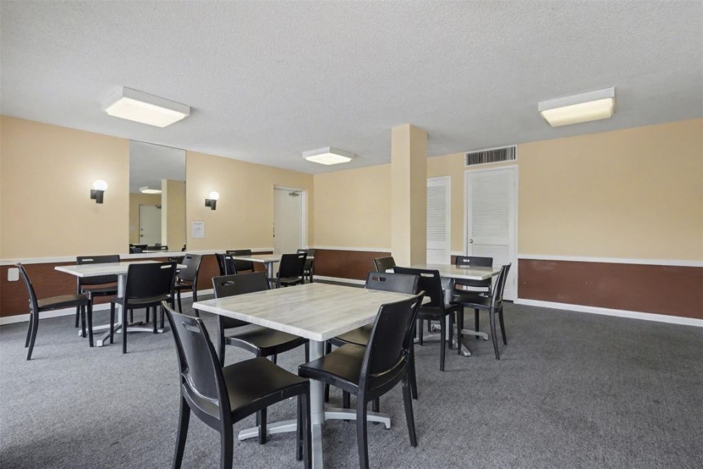 2307 S Cypress Bend Drive, Unit 106, Pompano Beach, FL 33069 Photo