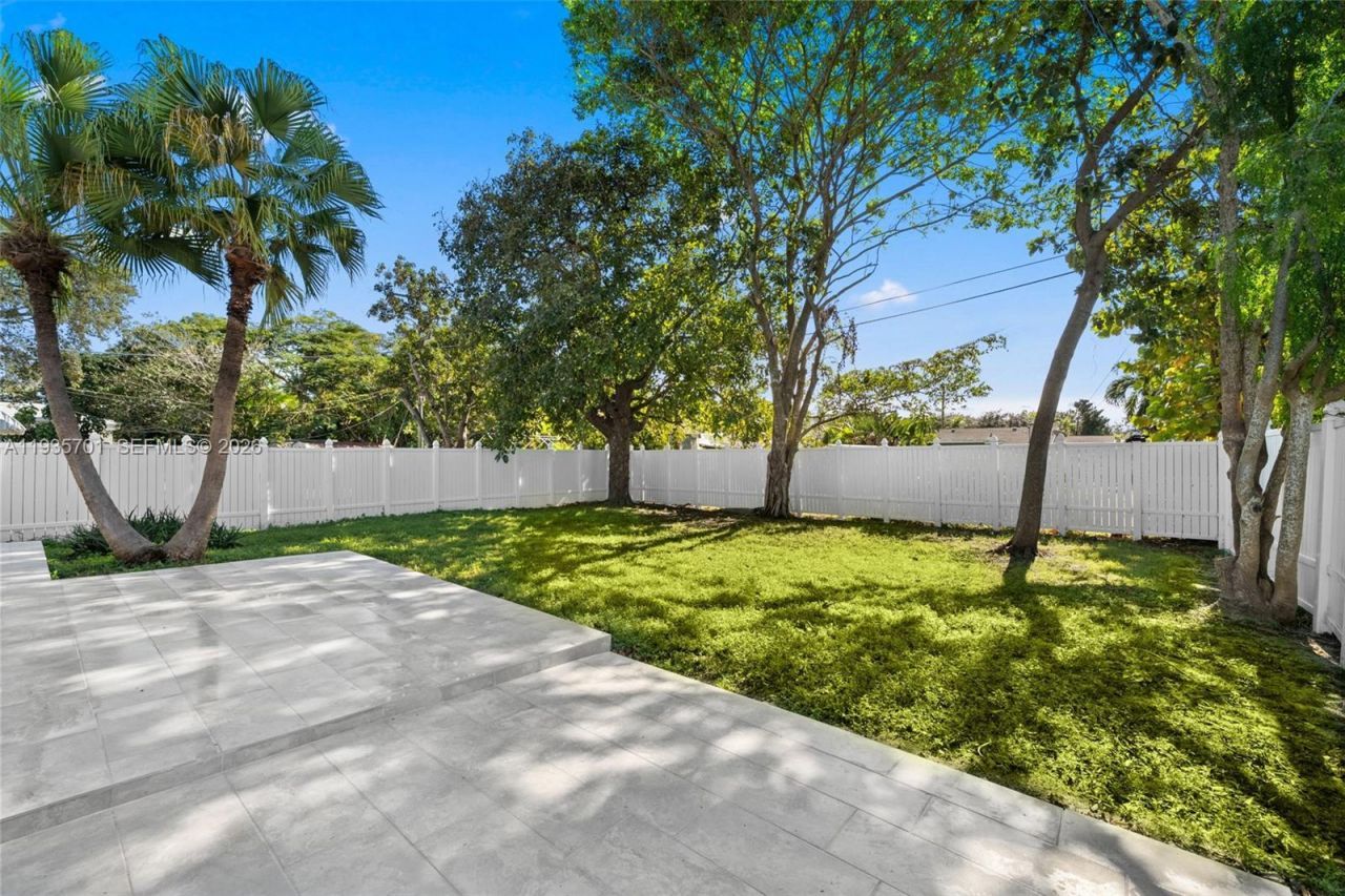 253 SW 4th St, Dania Beach, FL 33004 Photo
