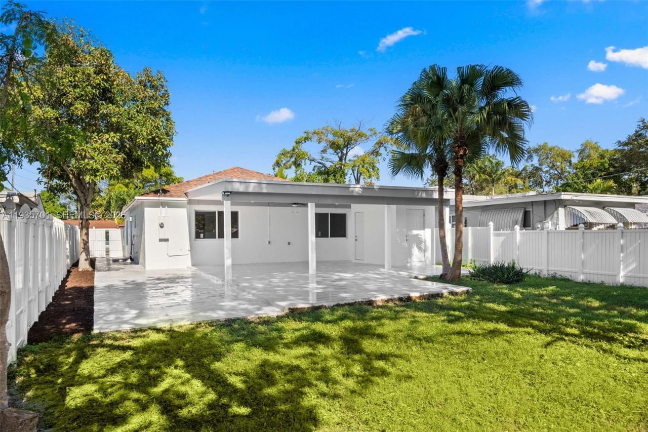 253 SW 4th St, Dania Beach, FL 33004 Photo