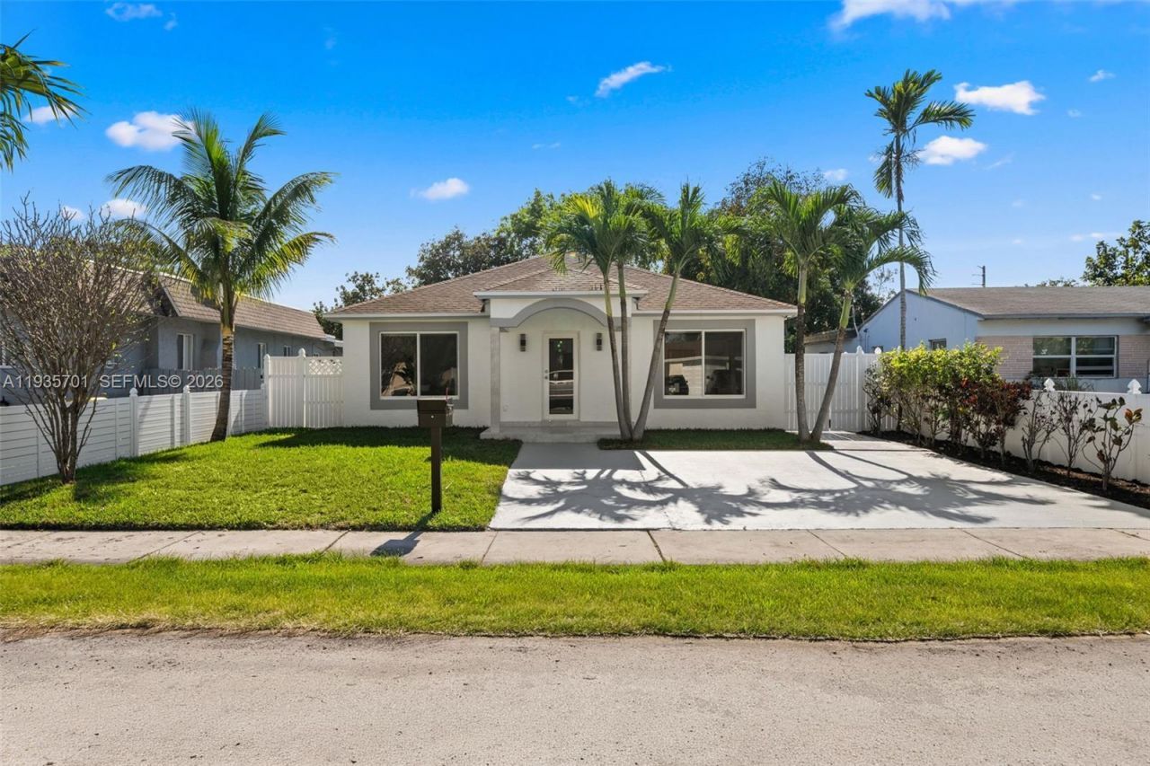 253 SW 4th St, Dania Beach, FL 33004 Photo