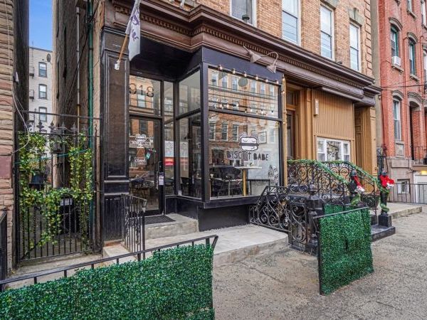 918 Willow Ave, Hoboken, NJ 07030