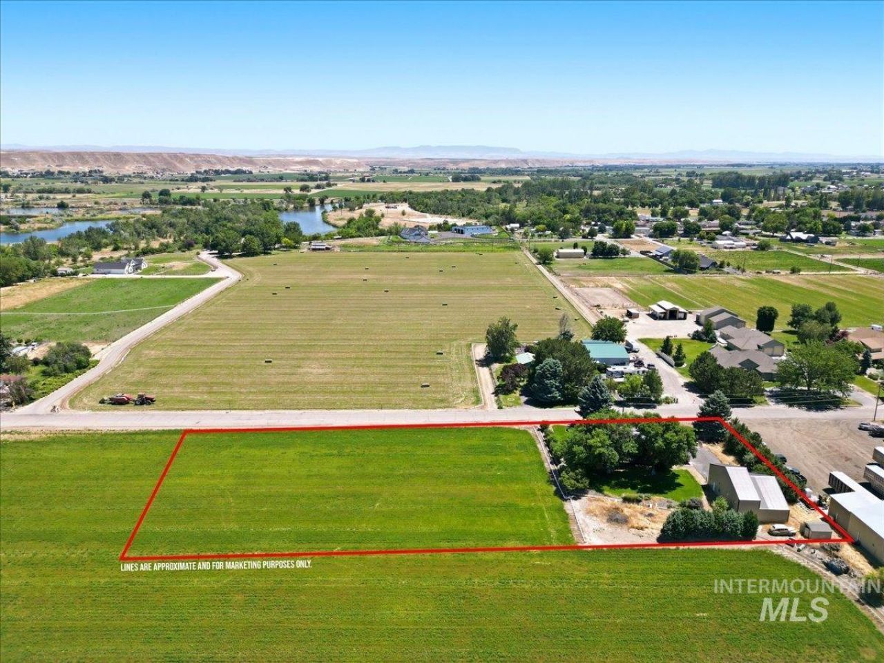 8087 N Pennsylvania Ave, Fruitland, ID 83619 Main Photo