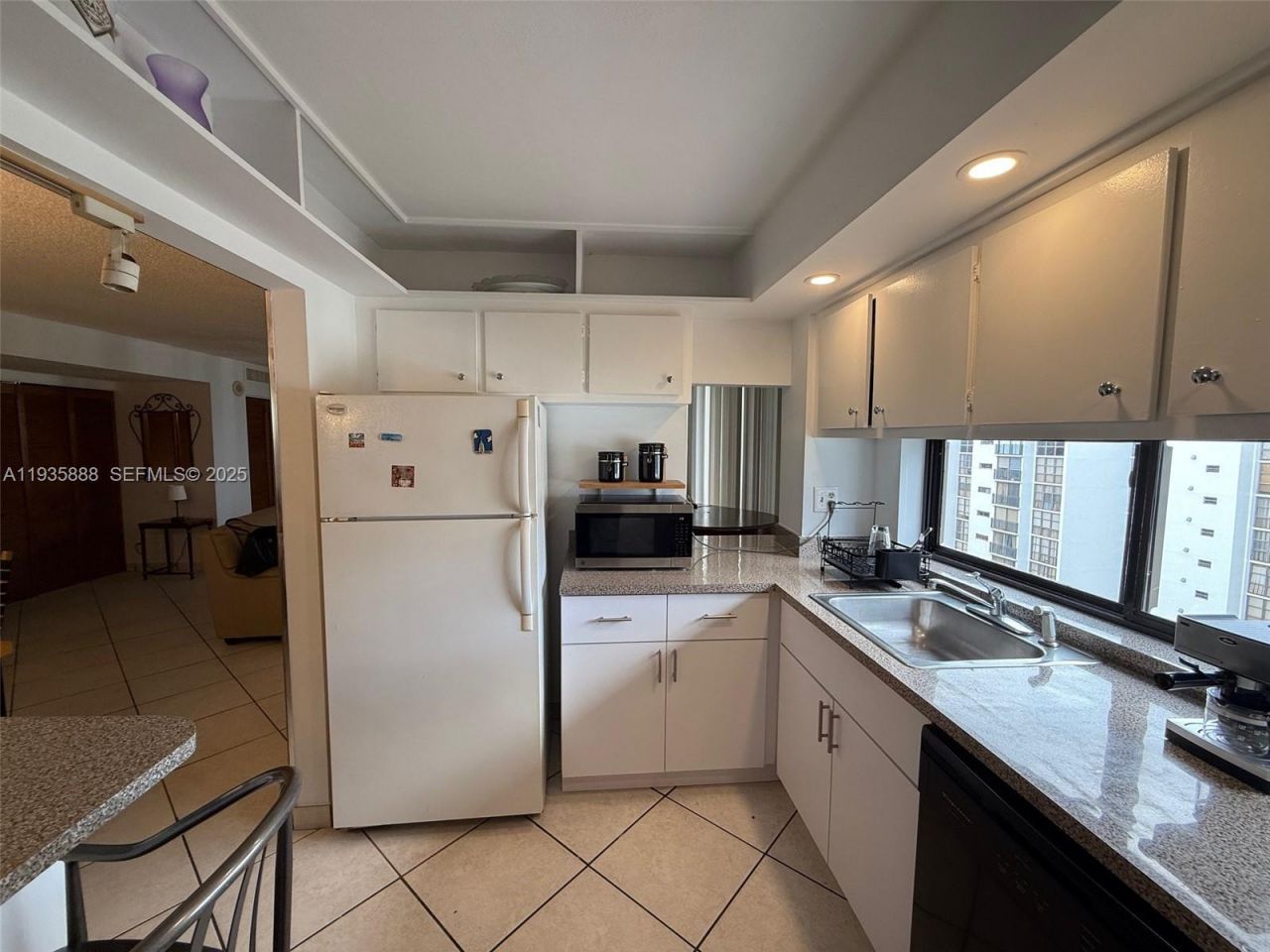 17011 N Bay Rd , Unit 1007, Sunny Isles Beach, FL 33160 Photo