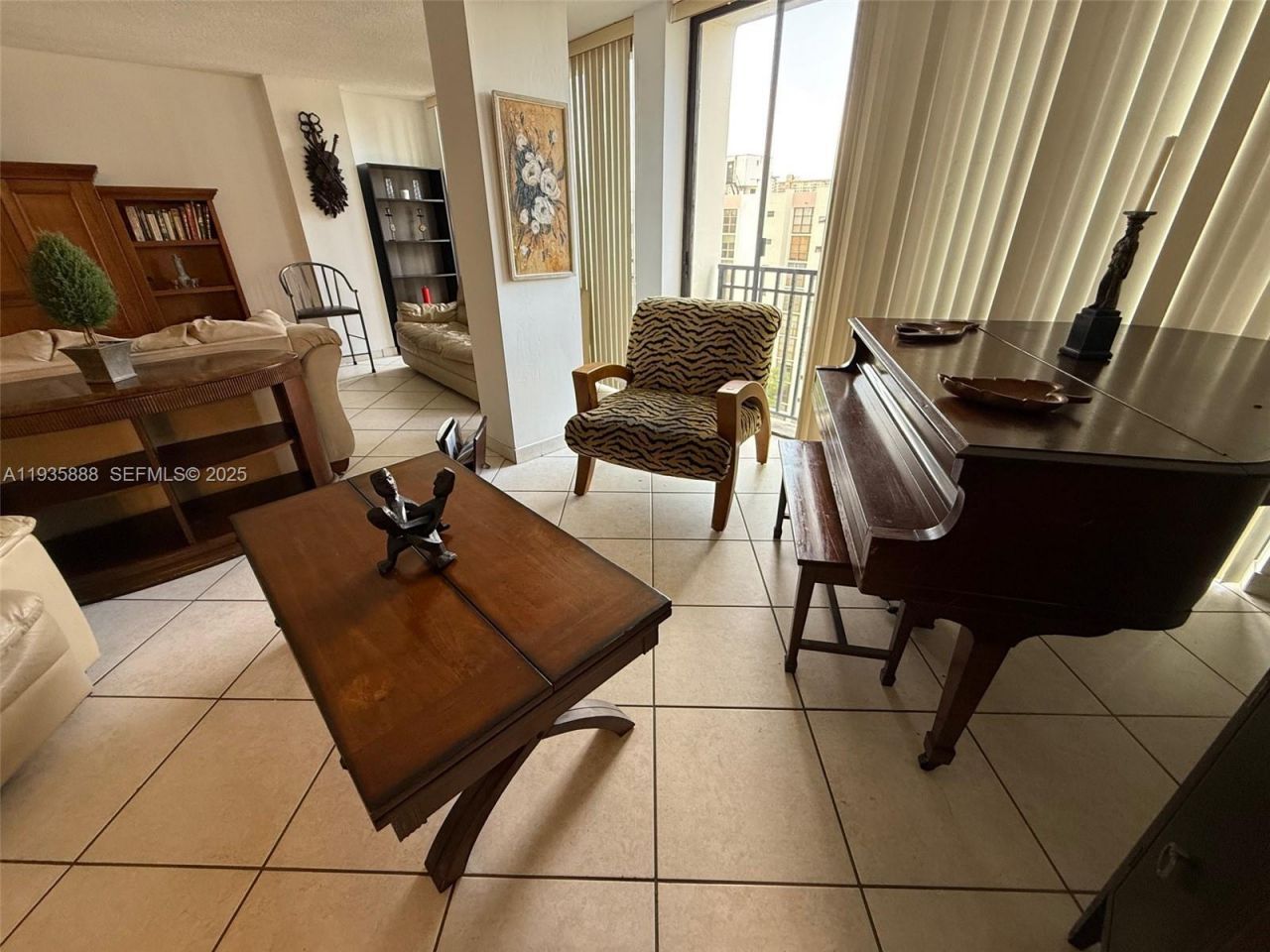 17011 N Bay Rd , Unit 1007, Sunny Isles Beach, FL 33160 Photo