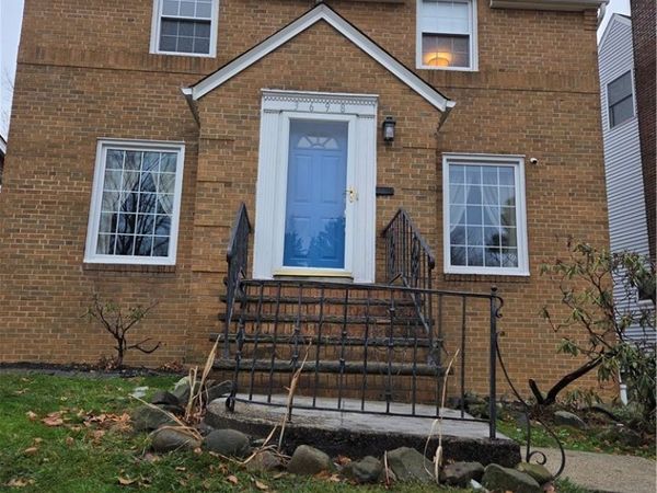 3698 Washington Boulevard, University Heights, OH 44118