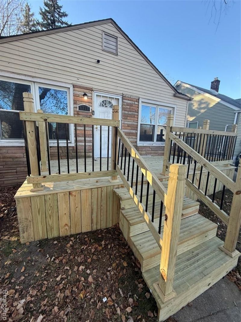 6737 Warwick Street, Detroit, MI 48228 Main Photo