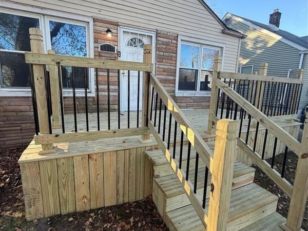 6737 Warwick Street, Detroit, MI 48228