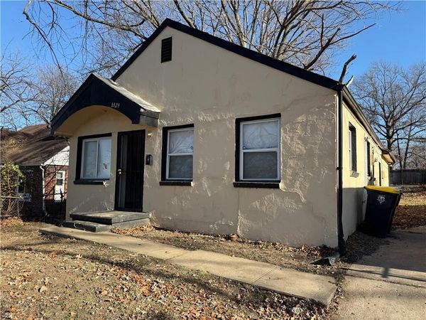 6329 S Benton Street, Kansas City, MO 64132