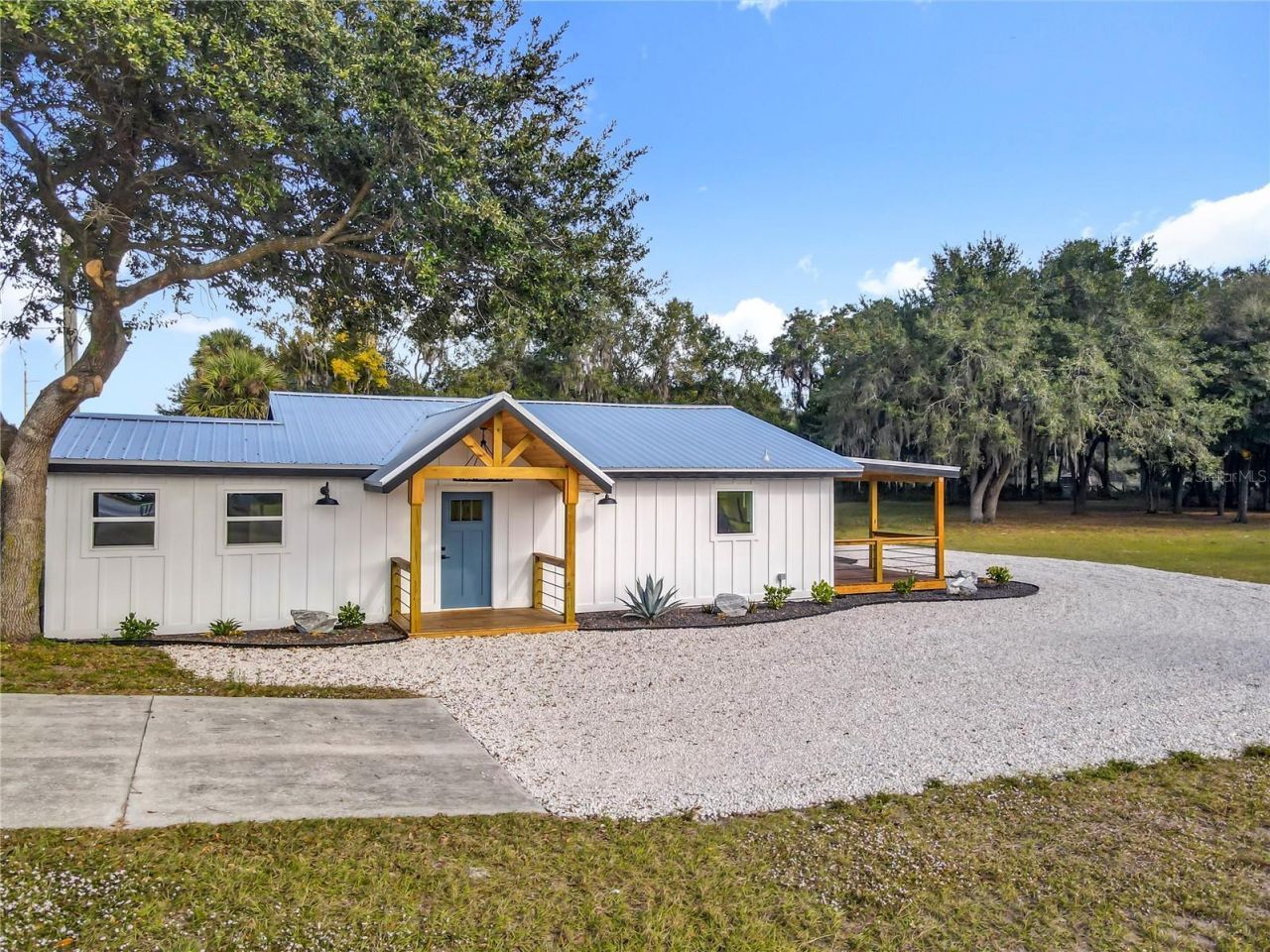 379 N Sr 415, Osteen, FL 32764