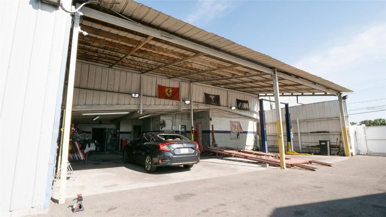 4816 N Cortez Avenue, Tampa, FL 33614 Photo