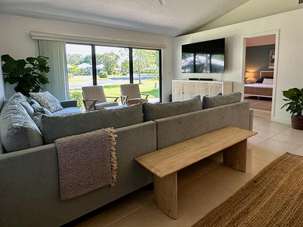 301 Club Drive, Palm Beach Gardens, FL 33418 Photo