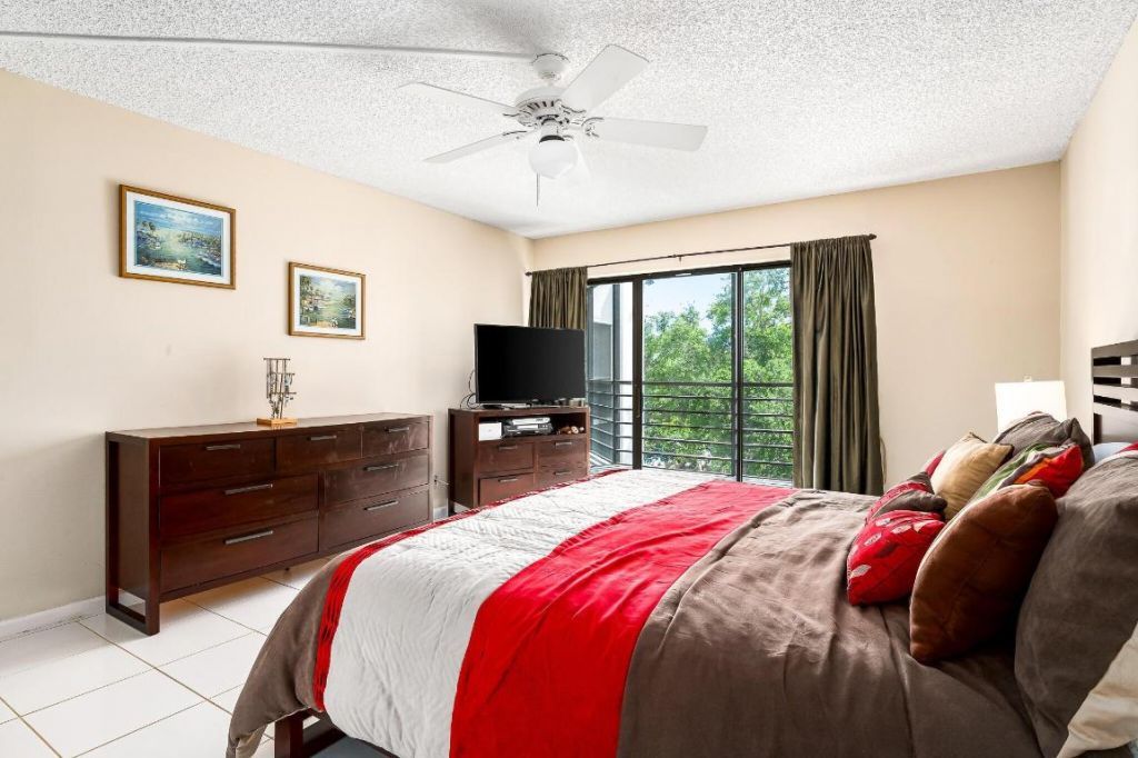 5751 Camino Del Sol, Unit 403, Boca Raton, FL 33433 Photo