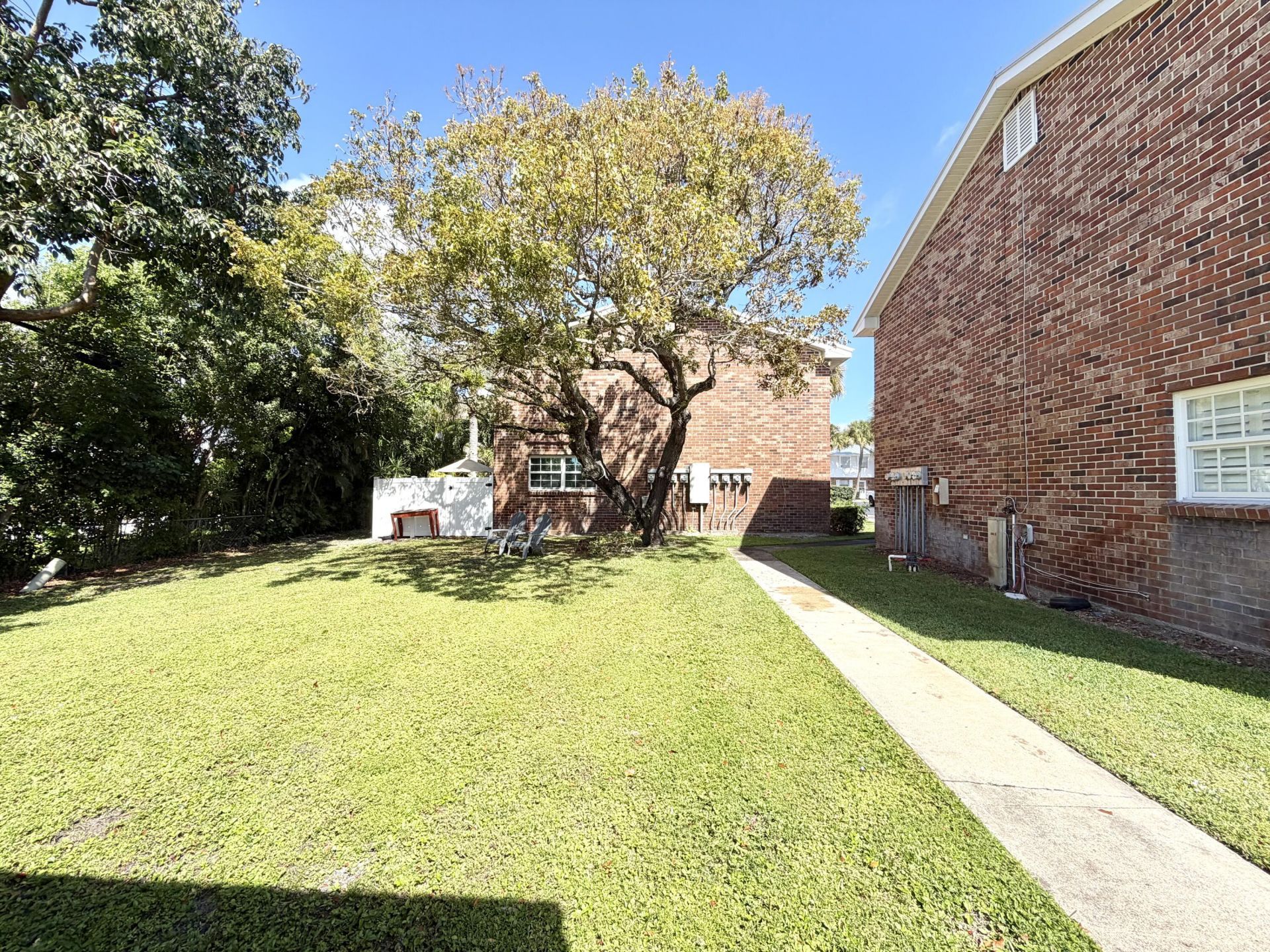 413 N Cypress Drive, Unit 4, Tequesta, FL 33469 Photo