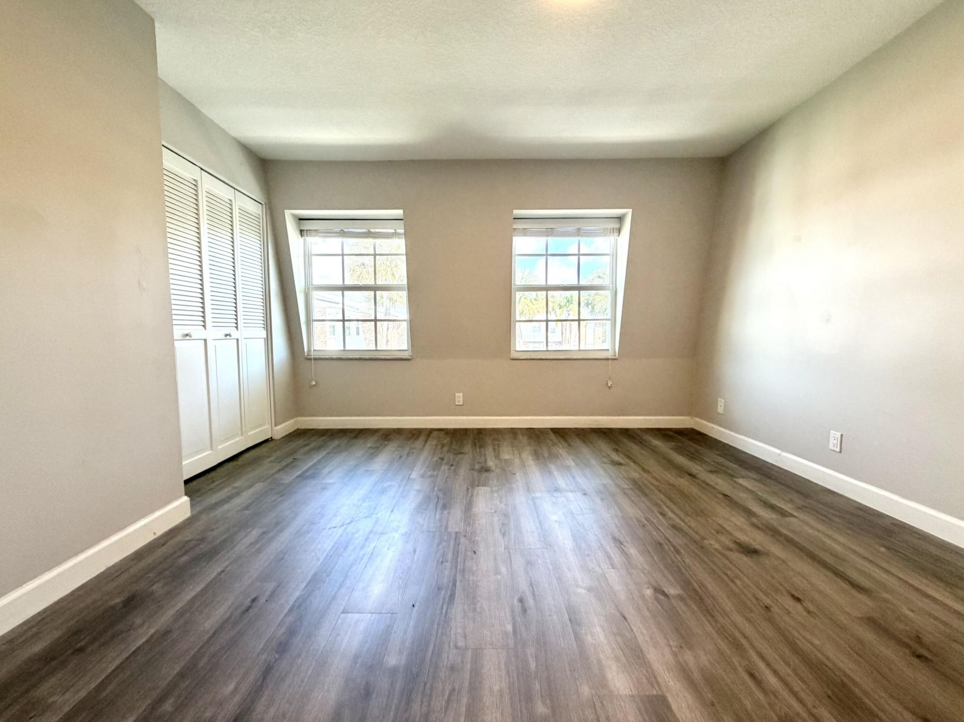 413 N Cypress Drive, Unit 4, Tequesta, FL 33469 Photo